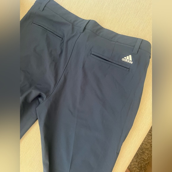 Brand new without tags men’s Adidas golf pants 34x32 - Picture 2 of 3